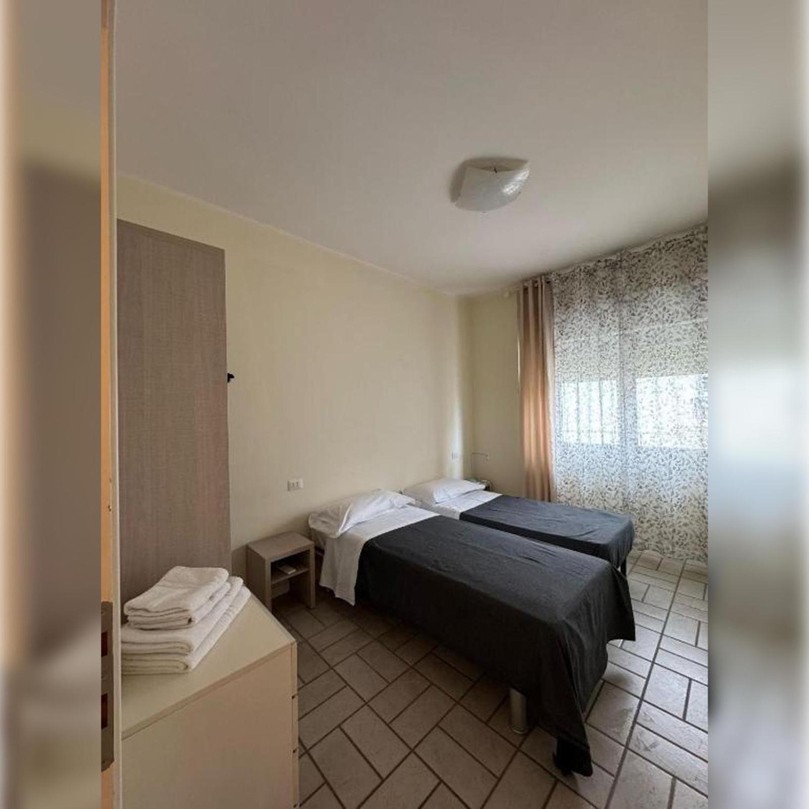 Hotel Cimarosa Riccione Pokoj fotografie
